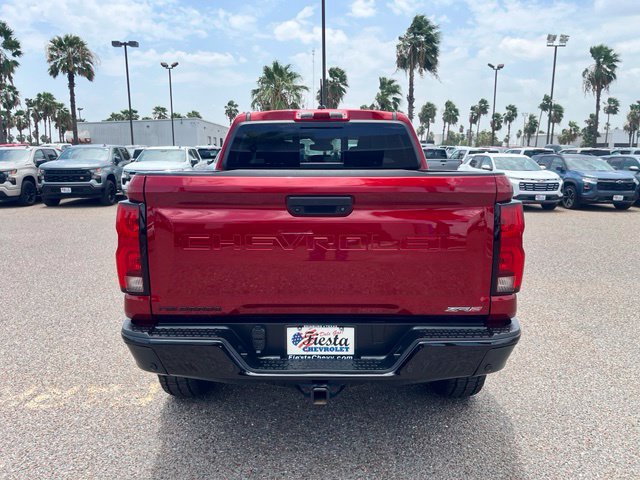 Used 2024 Chevrolet Colorado ZR2 w/ ZR2 Convenience Package III AWD/4WD image 8