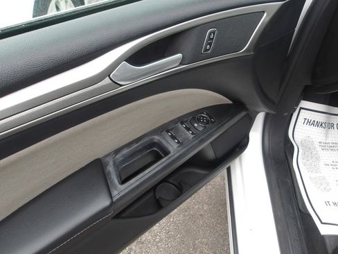 Used 2019 Ford Fusion S FWD image 6