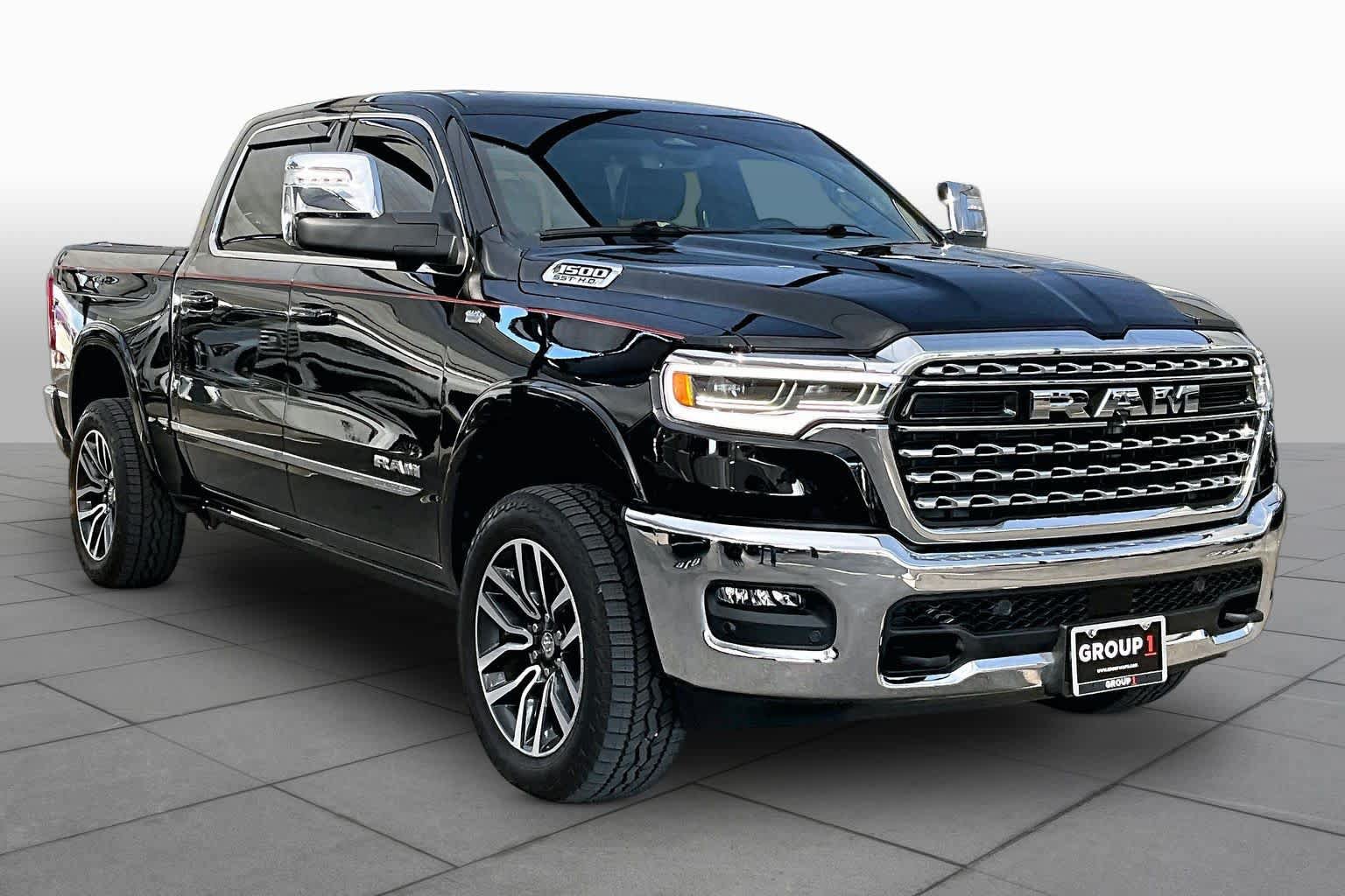Used 2025 RAM 1500 Limited w/ Off Road Group AWD/4WD image 3