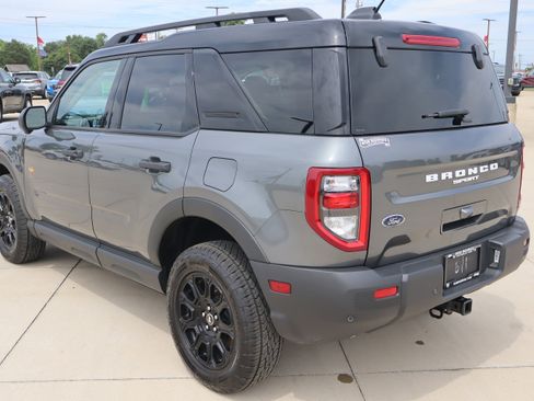 Used 2025 Ford Bronco Sport Badlands w/ Badlands Tech Package AWD/4WD image 8