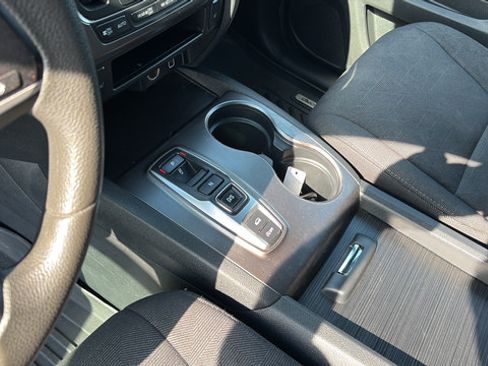 Used 2022 Honda Pilot Sport image 14