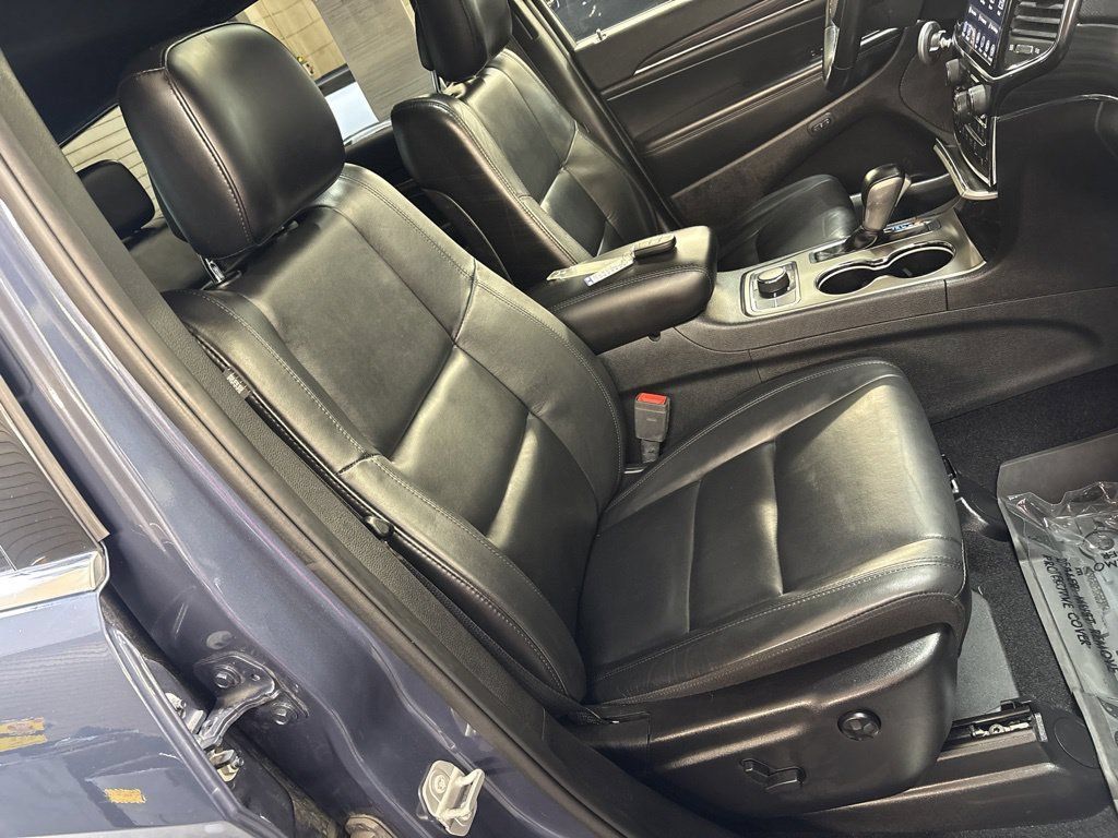 Used 2021 Jeep Grand Cherokee Limited w/ Trailer Tow Group IV AWD/4WD image 42