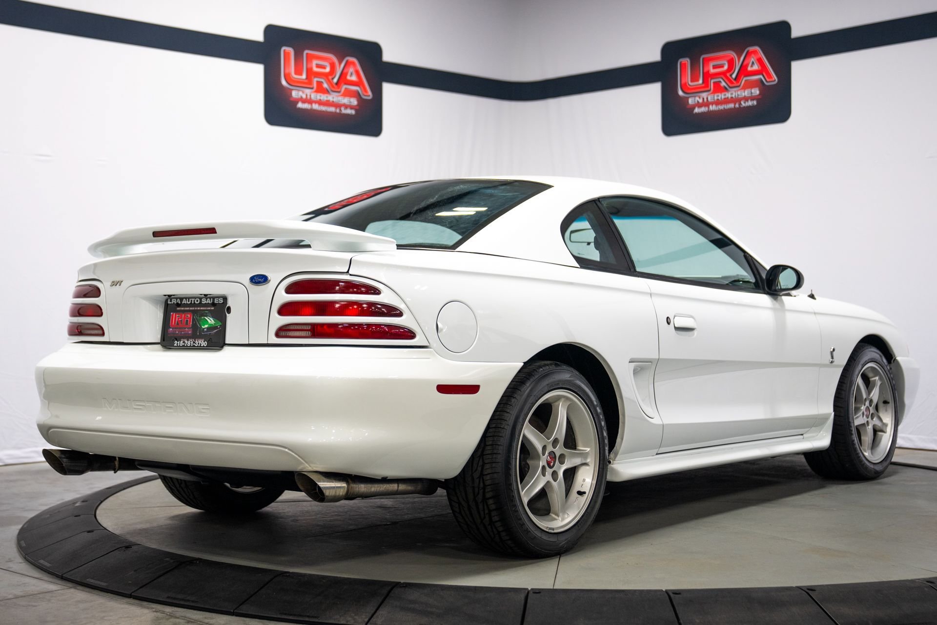 Used 1995 Ford Mustang Cobra R RWD image 7