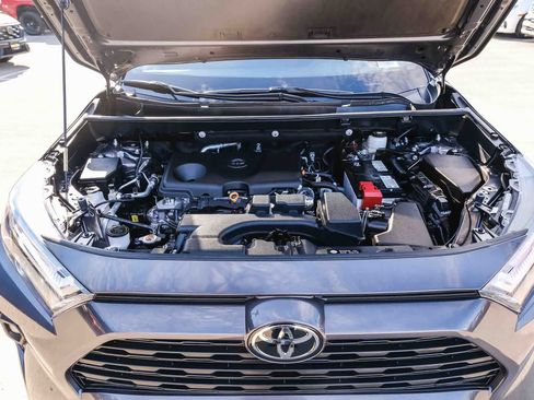 Used 2023 Toyota RAV4 XLE Premium FWD image 27