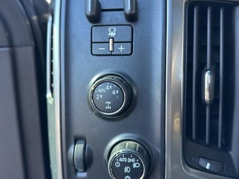 Used 2014 Chevrolet Silverado 1500 LTZ Z71 image 18