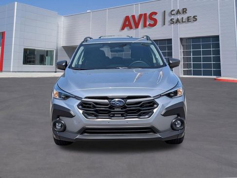 Used 2025 Subaru Crosstrek 2.0i Premium AWD/4WD image 2