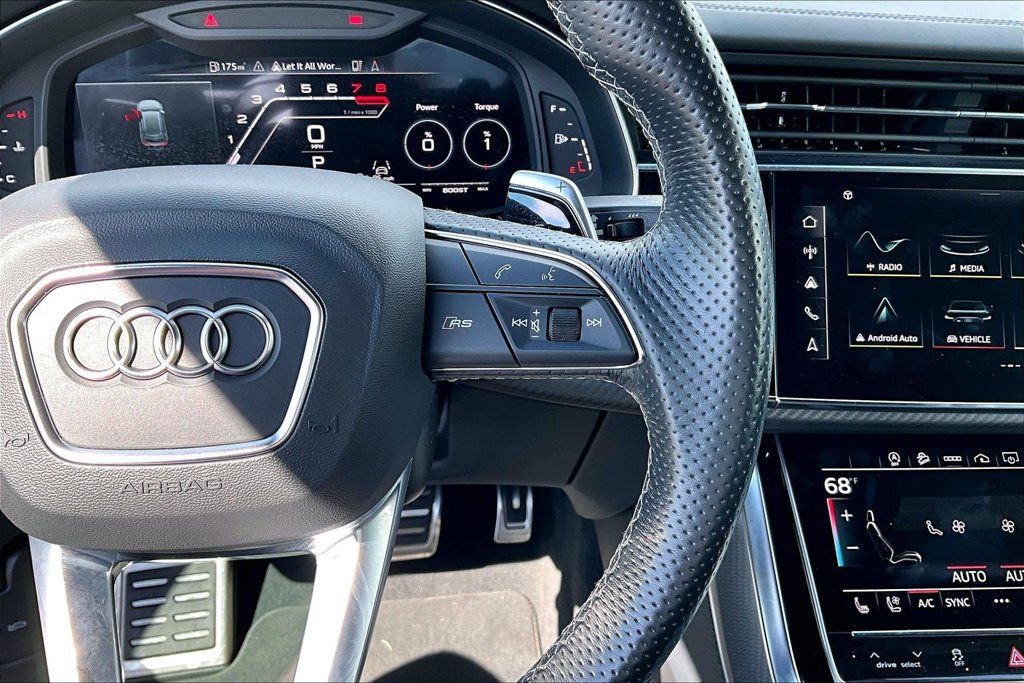 Used 2023 Audi RS Q8 AWD/4WD image 26