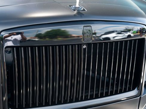Used 2019 Rolls-Royce Cullinan AWD/4WD image 6