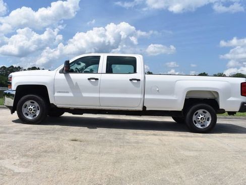 Used 2019 Chevrolet Silverado 2500 W/T RWD image 3