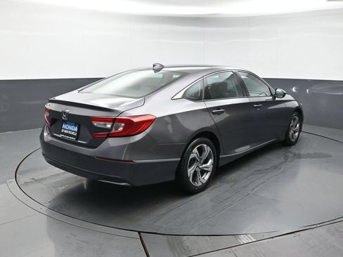 Used 2018 Honda Accord EX-L image 6