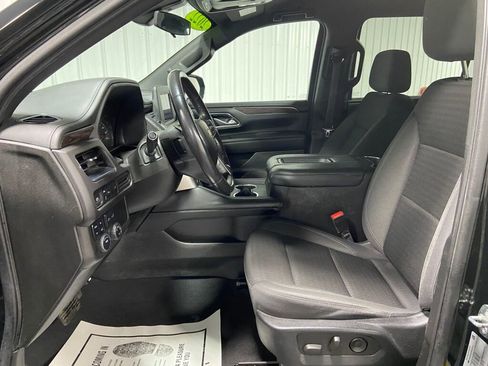 Used 2022 Chevrolet Suburban LS image 9