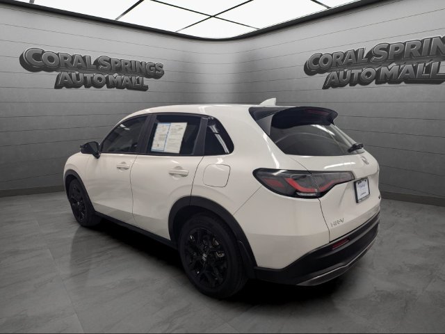 Certified 2025 Honda HR-V Sport image 5