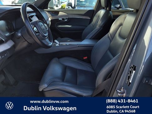 Used 2022 Volvo XC90 T8 Inscription w/ Advanced Package image 17