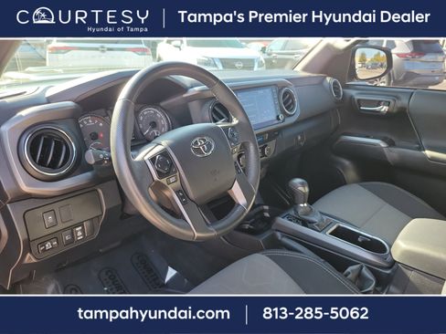Used 2022 Toyota Tacoma TRD Sport image 19