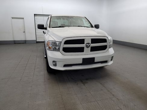 Used 2018 RAM 1500 Express AWD/4WD image 14