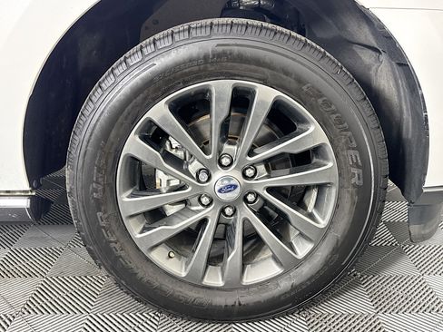 Used 2020 Ford Expedition Max Limited image 31