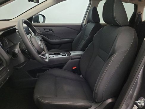 Used 2023 Nissan Rogue S image 17