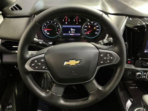 Used 2023 Chevrolet Traverse LT image 24