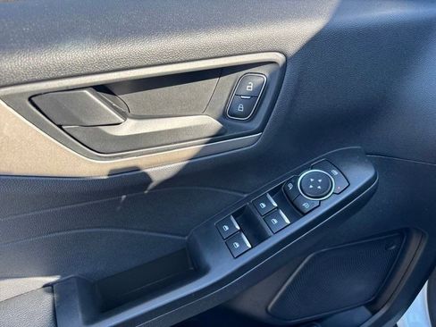 Used 2022 Ford Escape SE w/ Convenience Package image 15