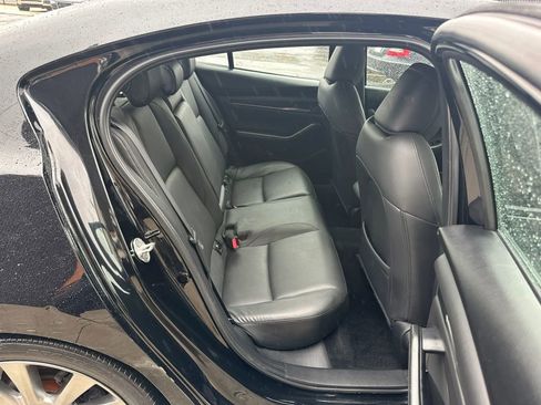 Used 2021 MAZDA MAZDA3 s image 19