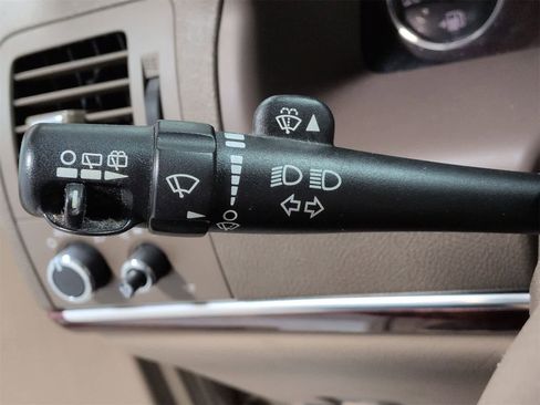 Used 2005 Buick Terraza CX image 25