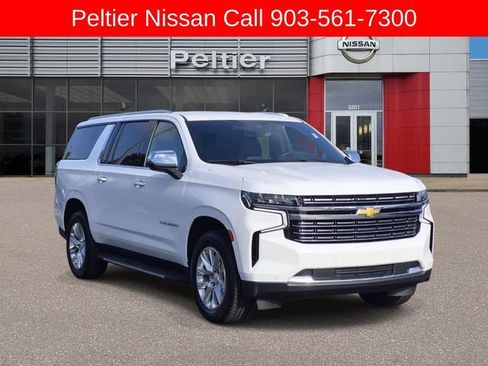 Used 2024 Chevrolet Suburban Premier RWD image 1