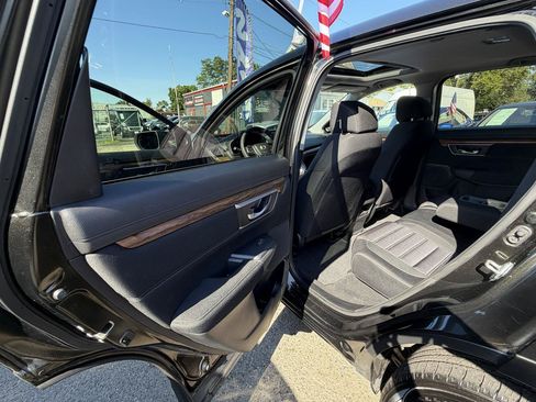 Used 2018 Honda CR-V EX image 12