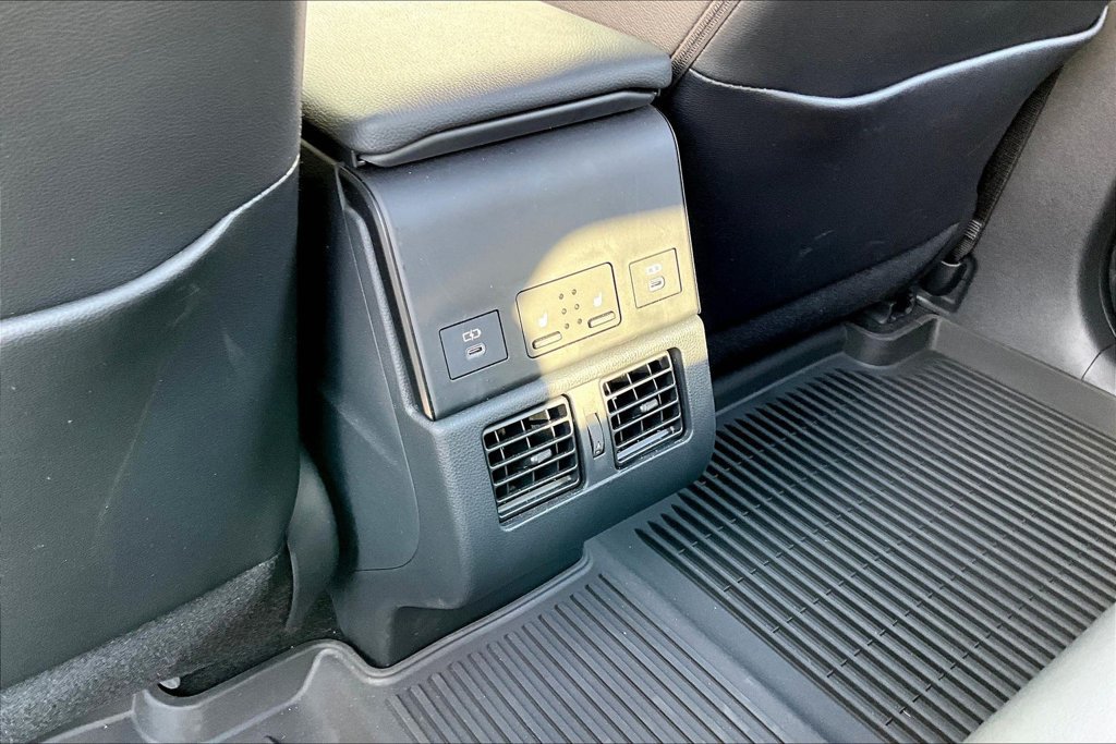 Used 2024 Subaru Solterra w/ Touring Package AWD/4WD image 10
