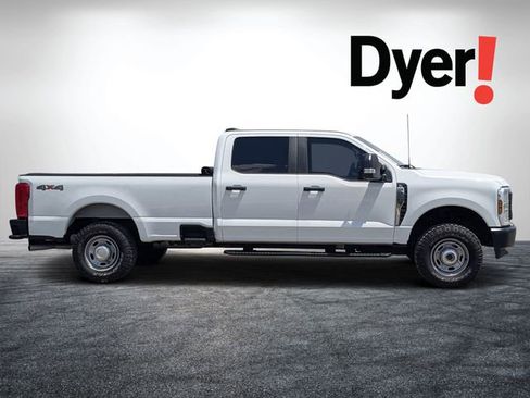 Used 2024 Ford F250 XL w/ XL Off-Road Package AWD/4WD image 2