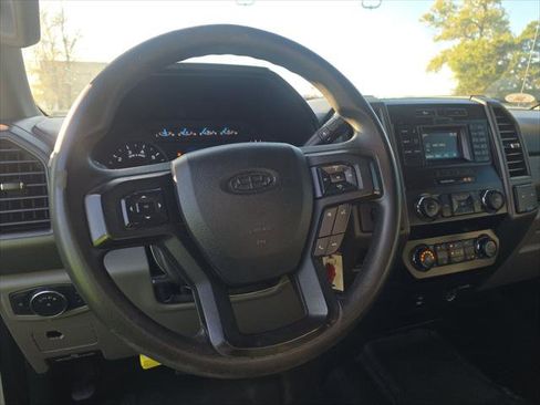 Used 2019 Ford F250 XL w/ Power Equipment Group image 13