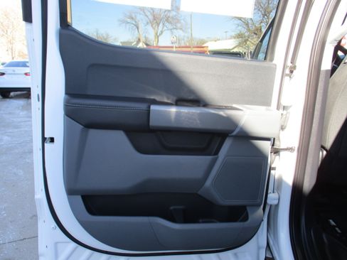 Used 2022 Ford F150 XLT image 17