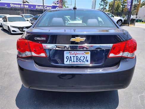 Used 2016 Chevrolet Cruze LS image 9