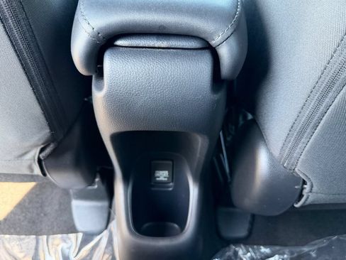 Used 2021 Honda HR-V Sport image 11