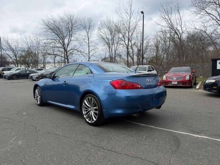 Used 2011 INFINITI G37 Convertible w/ Premium Pkg RWD image 3
