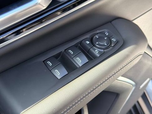New 2026 GMC Yukon XL Elevation w/ Elevation Premium Package RWD image 18