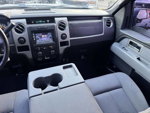 Used 2011 Ford F150 XLT w/ XLT Convenience Pkg image 16