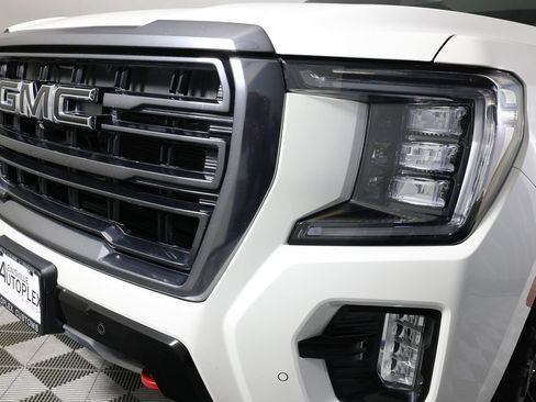 Used 2021 GMC Yukon AT4 w/ AT4 Premium Plus Package AWD/4WD image 43