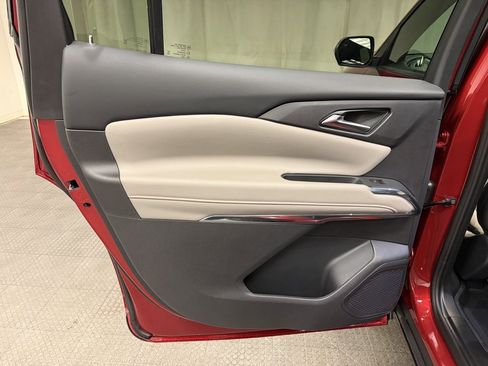 New 2026 Chevrolet Traverse LT w/ Midnight/Sport Edition image 23