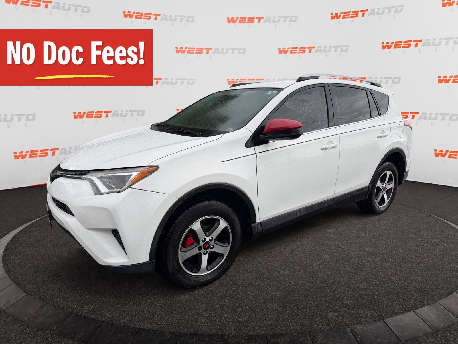 Used 2018 Toyota RAV4 LE w/ All Weather Liner Package AWD/4WD image 1