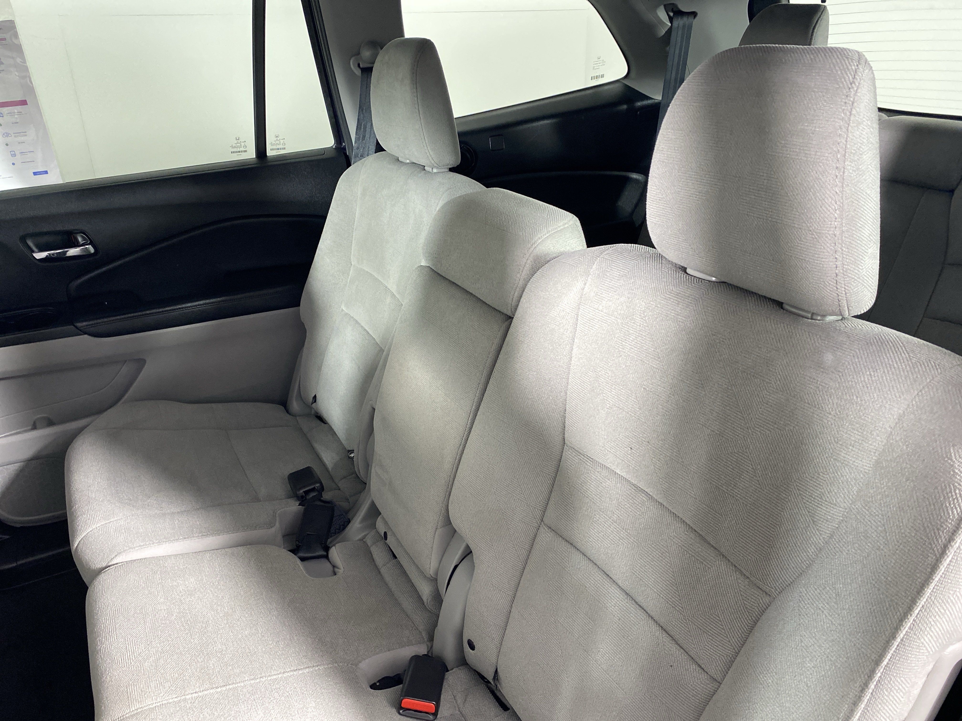 Used 2019 Honda Pilot LX image 29