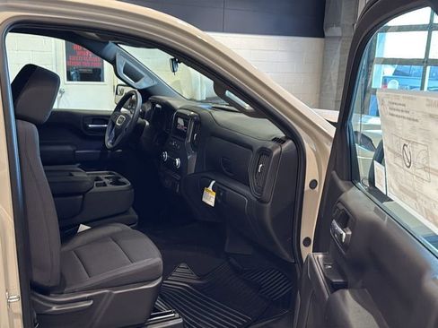 New 2026 GMC Sierra 1500 Pro image 12