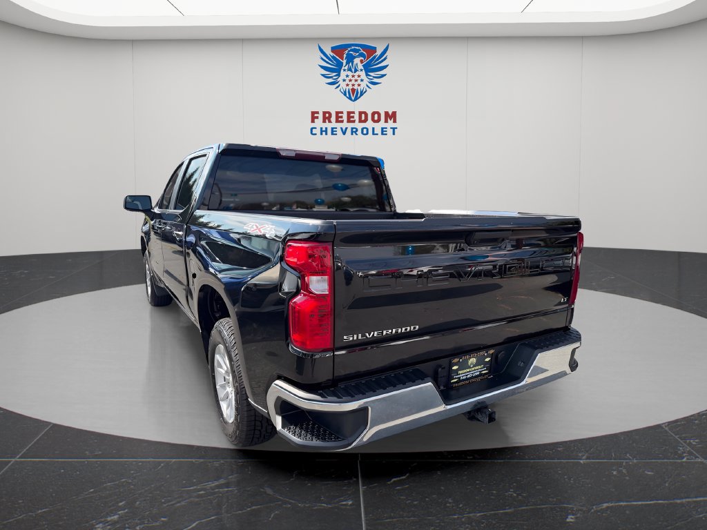 Used 2020 Chevrolet Silverado 1500 LT AWD/4WD image 4