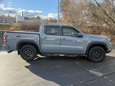 Used 2023 Nissan Frontier PRO-4X w/ Pro-4X Premium Package image 9