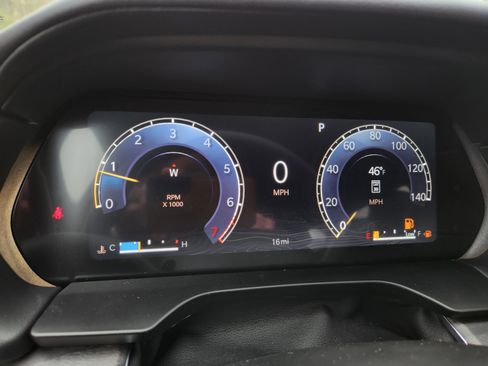 New 2025 Jeep Grand Cherokee L Overland w/ Luxury Tech Group IV image 27