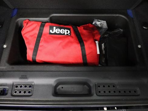 Used 2020 Jeep Wrangler Unlimited Rubicon AWD/4WD image 31