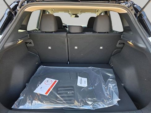 New 2026 Nissan Kicks SV w/ Cold Weather Package image 7