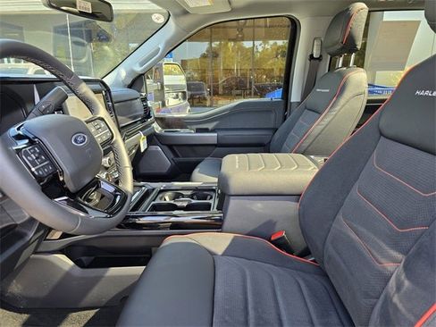 New 2026 Ford F250 Lariat w/ Black Appearance Package image 46