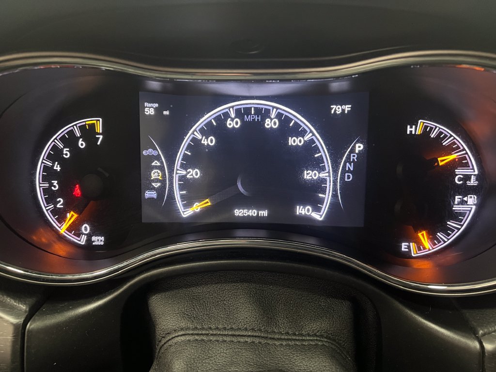 Used 2018 Jeep Grand Cherokee Altitude AWD/4WD image 15