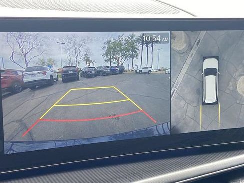 Used 2025 Hyundai Santa Fe Calligraphy FWD image 11