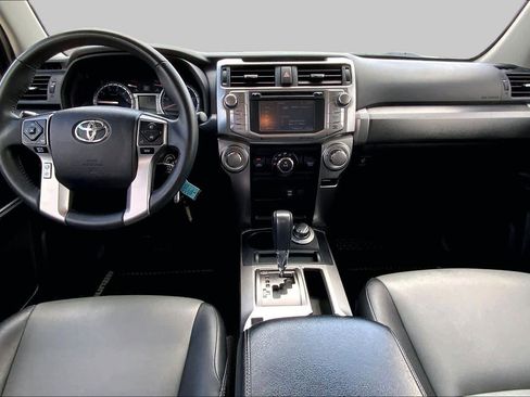 Used 2018 Toyota 4Runner SR5 Premium AWD/4WD image 13
